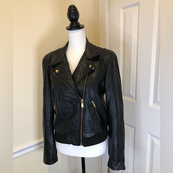 FREE PEOPLE Black Faux Leather Jacket w Floral Lining Sz Small - Picture 4 of 12